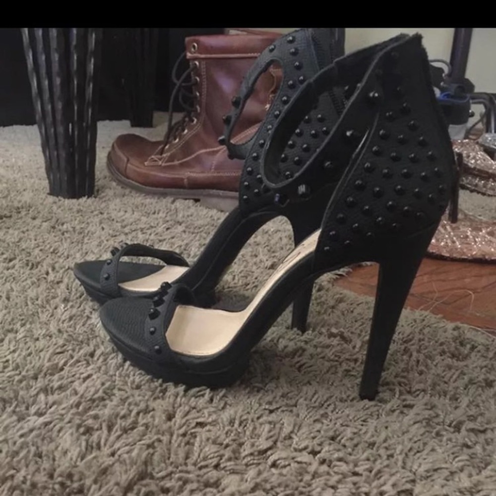 Jessica Simpson heels